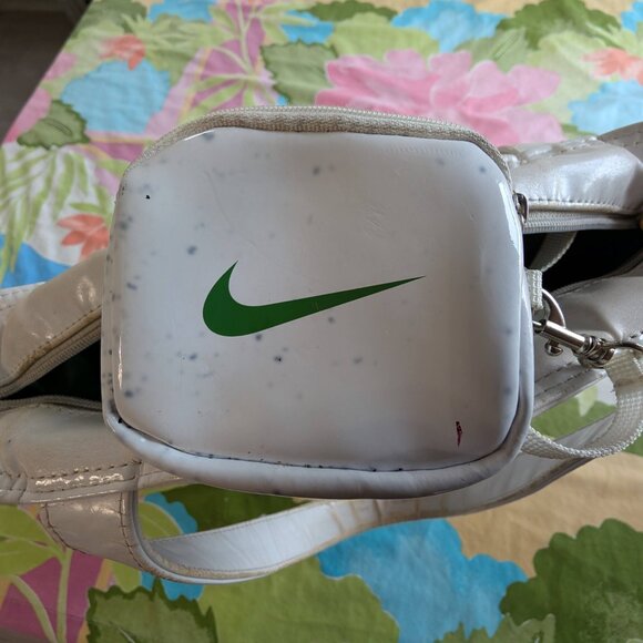 Nike Bag Sport Gym Yoga Water Resistant Zip Closure White Unisex 14x14x5 - Picture 10 of 16